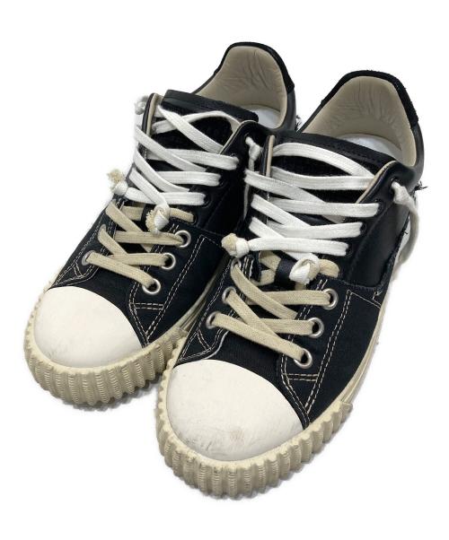 Maison Margiela（メゾンマルジェラ）Maison Margiela (メゾンマルジェラ) ローカットスニーカー ブラック サイズ:41の古着・服飾アイテム