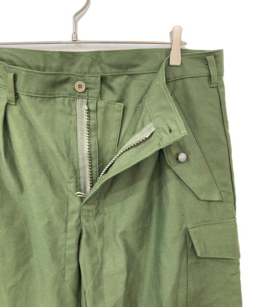 スウェーデン軍（スウェーデングン）スウェーデン軍 (スウェーデングン) M-59カーゴパンツ グリーン サイズ:85の古着・服飾アイテム
