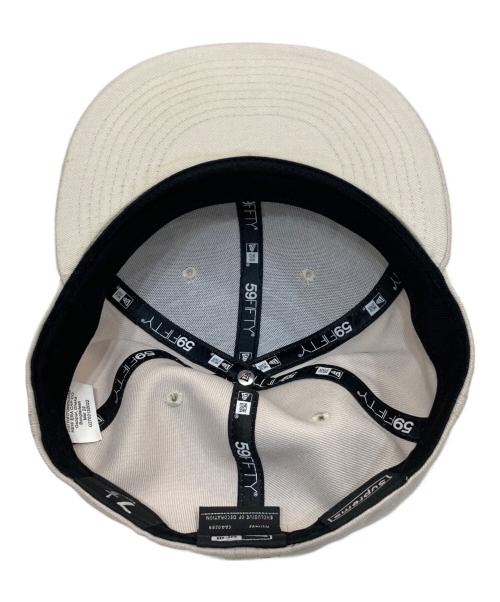 New Era（ニューエラ）New Era (ニューエラ) Supreme (シュプリーム) ベースボールキャップ ブラック アイボリーの古着・服飾アイテム