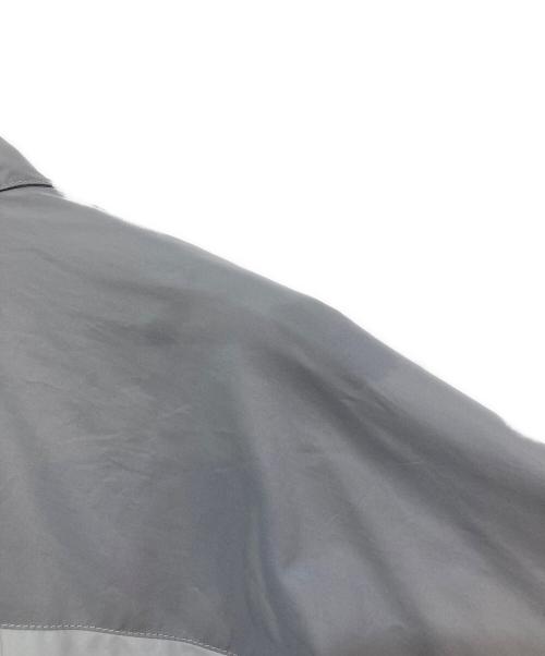 flagstuff（フラグスタフ）flagstuff (フラグスタフ) CPG MOBILE JACKET グレー サイズ:Ｌの古着・服飾アイテム