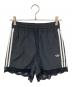 adidas（アディダス）の古着「レース トリム スリーストライプス ショーツ」｜ブラック