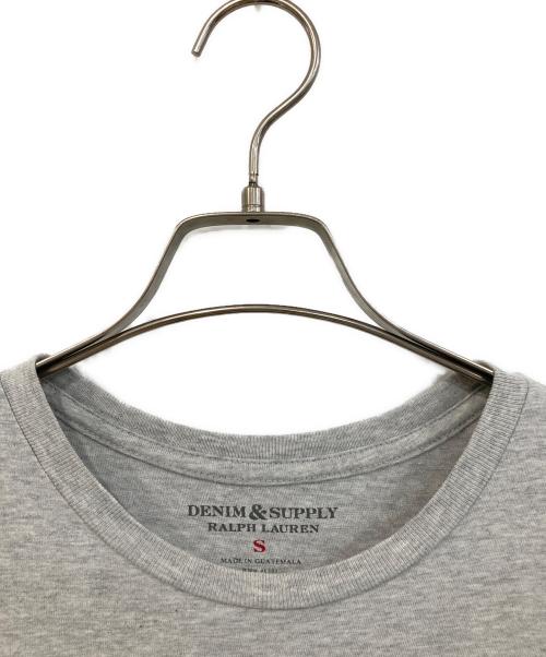 Denim & Supply Ralph Lauren（デニム＆サプライ ラルフローレン）DENIM & SUPPLY RALPH LAUREN (デニム＆サプライ ラルフローレン) プリントTシャツ グレー サイズ:SIZE Sの古着・服飾アイテム