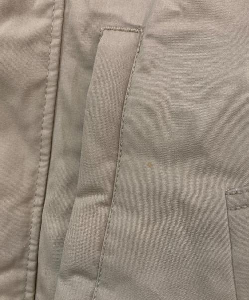 FJALLRAVEN（フェールラーベン）FJALLRAVEN (フェールラーベン) ダウンジャケット ベージュ サイズ:SIZE XLの古着・服飾アイテム