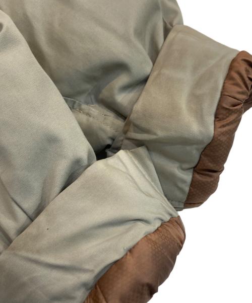 FJALLRAVEN（フェールラーベン）FJALLRAVEN (フェールラーベン) ダウンジャケット ベージュ サイズ:SIZE XLの古着・服飾アイテム