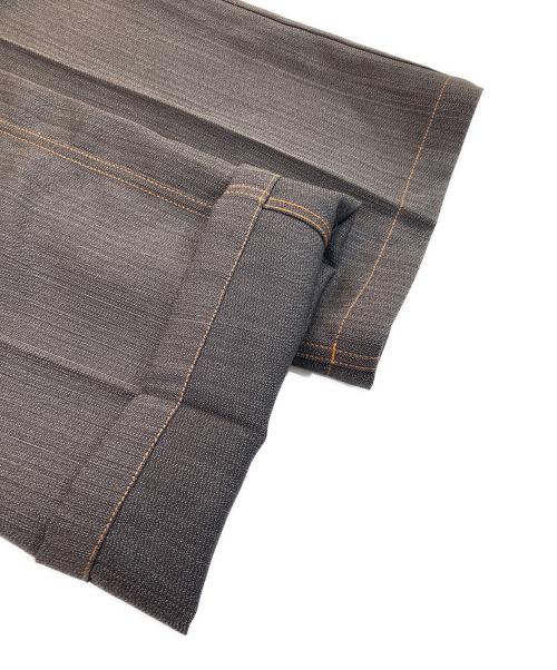 CMMN SWDN（コモンスウェーデン）CMMN SWDN (コモンスウェーデン) スラックス ベージュ サイズ:50の古着・服飾アイテム