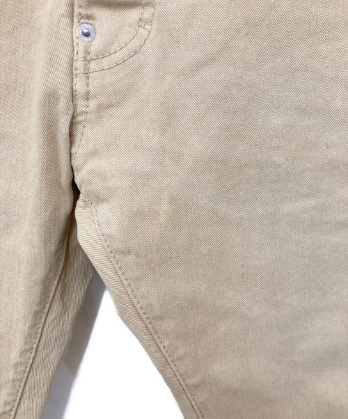 DSQUARED2（ディースクエアード）DSQUARED2 (ディースクエアード) スキニーデニムパンツ ベージュ サイズ:SIZE 50の古着・服飾アイテム