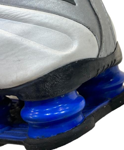 NIKE（ナイキ）NIKE (ナイキ) SHOX R4 WHITE/METALLIC SILVER-RACER BLUE ホワイト サイズ:26.5㎝の古着・服飾アイテム