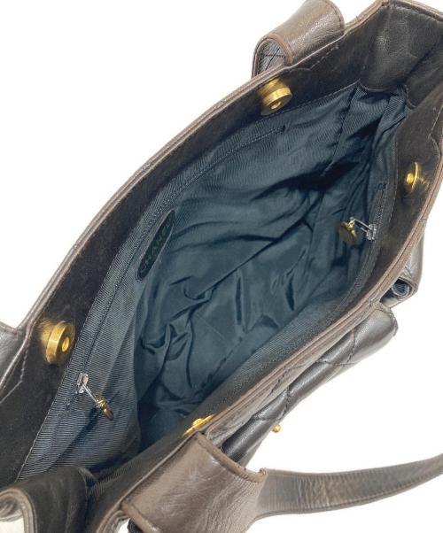 CHANEL（シャネル）CHANEL (シャネル) ラムスキンダブルポケットトートバッグ ブラックの古着・服飾アイテム