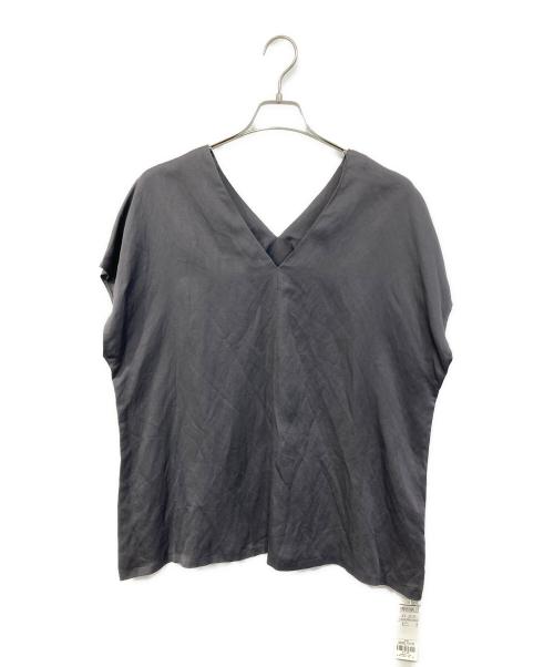 23区（ニジュウサンク）23区 (ニジュウサンク) ノースリーブブラウス グレー サイズ:SIZE 48 未使用品の古着・服飾アイテム