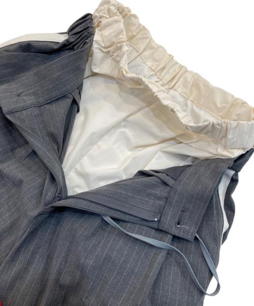 MAISON SPECIAL（メゾンスペシャル）MAISON SPECIAL (メゾンスペシャル) レイヤードダブルウエストサイドラインパンツ グレー サイズ:SIZE 38の古着・服飾アイテム