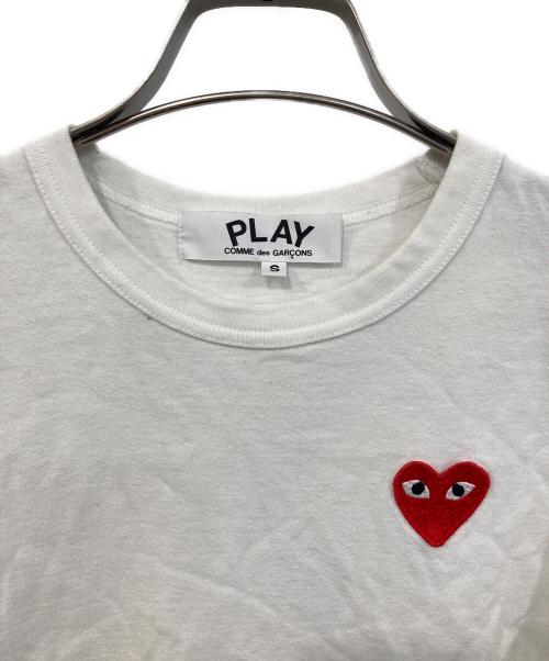 PLAY COMME des GARCONS（プレイコムデギャルソン）PLAY COMME des GARCONS (プレイコムデギャルソン) ハートワッペンTシャツ ホワイト サイズ:Sの古着・服飾アイテム