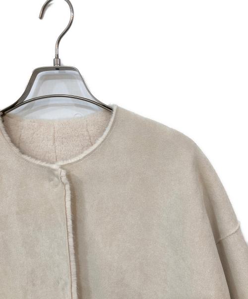 HER LIP TO（ハーリップトゥ）HER LIP TO (ハーリップトゥ) Faux Fur Reversible Coat/フェイクファーリバーシブルコート ホワイト サイズ:SIZE Mの古着・服飾アイテム