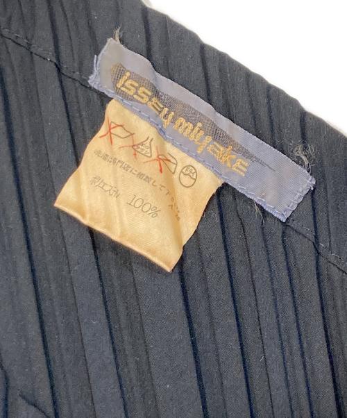 ISSEY MIYAKE（イッセイミヤケ）ISSEY MIYAKE (イッセイミヤケ) プリーツブラウス ブラック サイズ:Mの古着・服飾アイテム