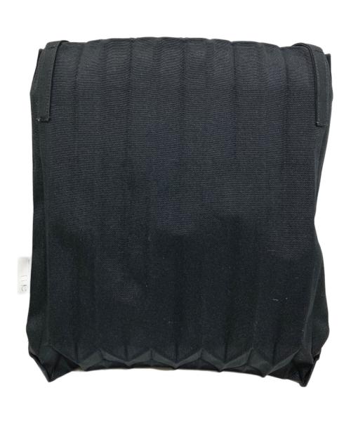 ISSEY MIYAKE me（イッセイ ミヤケ ミー）ISSEY MIYAKE me (イッセイ ミヤケ ミー) ショルダーバッグの古着・服飾アイテム