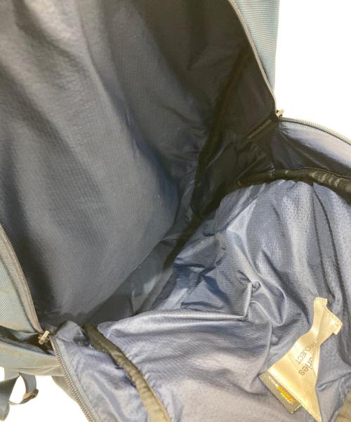 THE NORTH FACE（ザ ノース フェイス）THE NORTH FACE (ザ ノース フェイス) シャトル デイパック ネイビーの古着・服飾アイテム