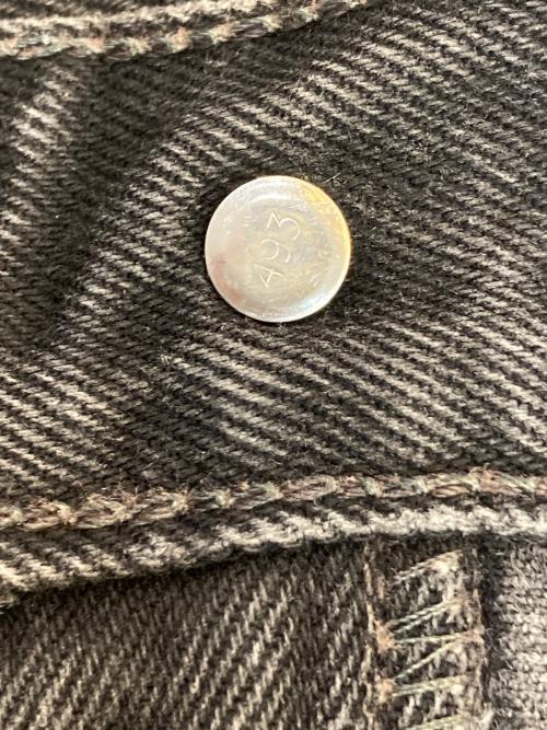 LEVI'S（リーバイス）LEVI'S (リーバイス) 505ペイントブラックデニムパンツ ブラック サイズ:W34の古着・服飾アイテム