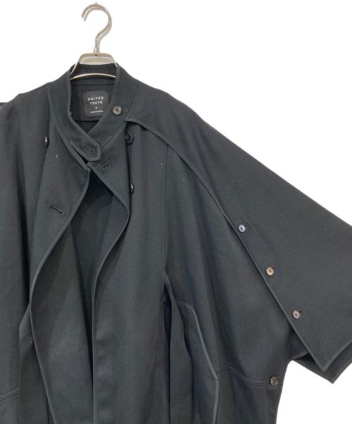 UNITED TOKYO（ユナイテッドトーキョー）UNITED TOKYO (ユナイテッドトーキョー) オブリークカッティングケープコート ブラックの古着・服飾アイテム