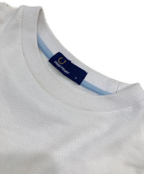 FRED PERRY（フレッドペリー）FRED PERRY (フレッドペリー) カットソー ホワイト サイズ:SIZE Sの古着・服飾アイテム