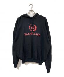 BALENCIAGA（バレンシアガ）の古着「BBロゴプリントプルオーバーパーカー」｜ブラック