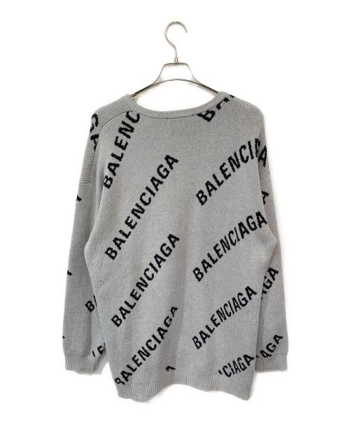 BALENCIAGA（バレンシアガ）BALENCIAGA (バレンシアガ) ALLOVER LOGO CREWNECK KNIT/オールオーバーロゴクルーネックニット グレー サイズ:SIZE Lの古着・服飾アイテム