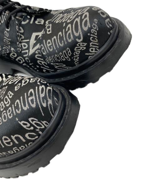 BALENCIAGA（バレンシアガ）BALENCIAGA (バレンシアガ) WAVE LOGO COMBAT BOOT/ウェーブロゴコンバットブーツ ブラック サイズ:SIZE 41の古着・服飾アイテム