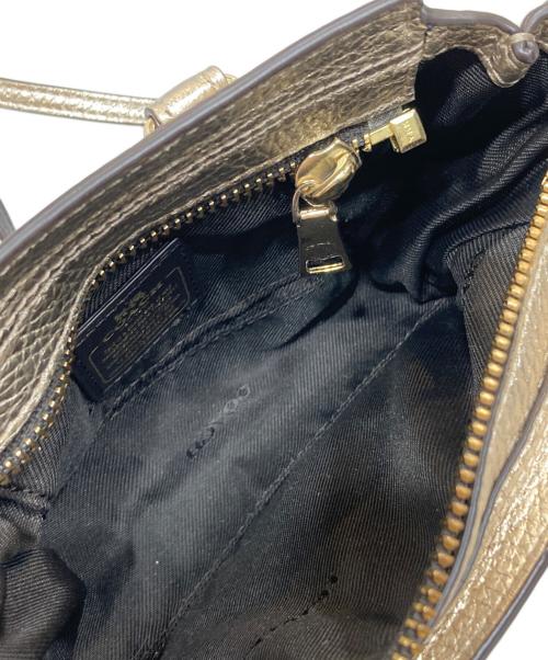 COACH（コーチ）COACH (コーチ) ミニショルダーバッグ ゴールドの古着・服飾アイテム