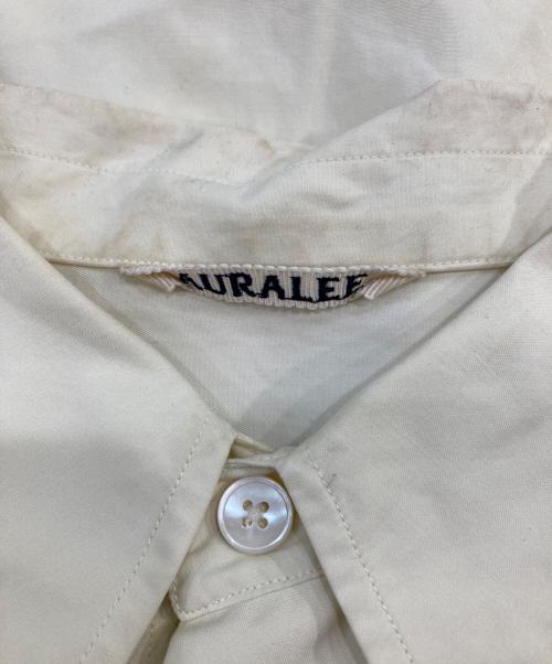 AURALEE（オーラリー）AURALEE (オーラリー) WASHED FINX TWILL BIG HALF SLEEVED SHIRT アイボリー サイズ:4の古着・服飾アイテム