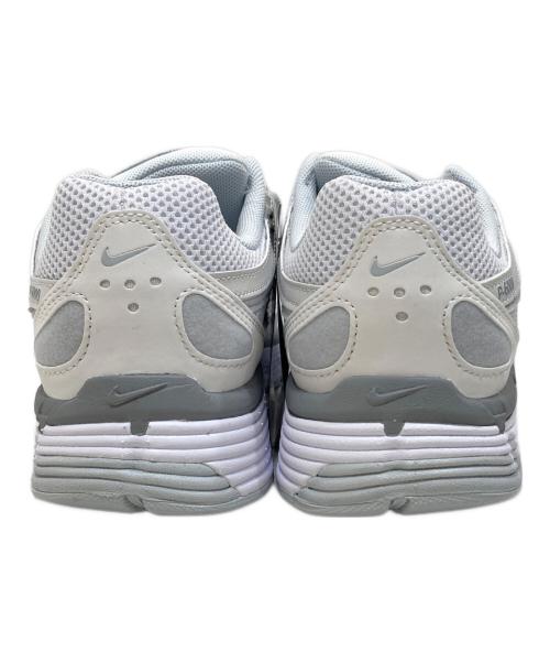 NIKE（ナイキ）NIKE (ナイキ) P-6000 Metallic Summit White ホワイト サイズ:23.5㎝の古着・服飾アイテム