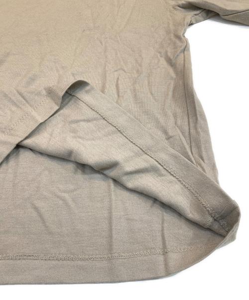 ISSEY MIYAKE（イッセイミヤケ）ISSEY MIYAKE (イッセイミヤケ) ハイネックニット ベージュ サイズ:Lの古着・服飾アイテム