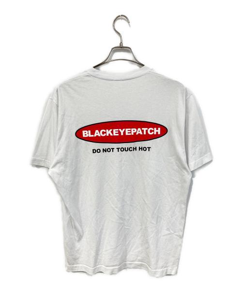 BlackEyePatch（ブラックアイパッチ）BlackEyePatch (ブラックアイパッチ) プリントTシャツ ホワイト サイズ:SIZE Mの古着・服飾アイテム