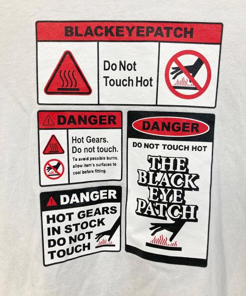 BlackEyePatch（ブラックアイパッチ）BlackEyePatch (ブラックアイパッチ) プリントTシャツ ホワイト サイズ:SIZE Mの古着・服飾アイテム
