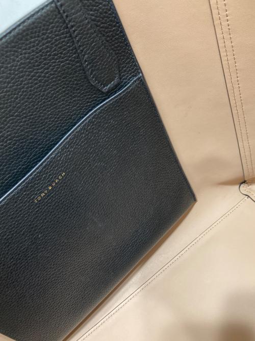 TORY BURCH（トリーバーチ）TORY BURCH (トリーバーチ) ブレイクレザートートバッグ ブラックの古着・服飾アイテム