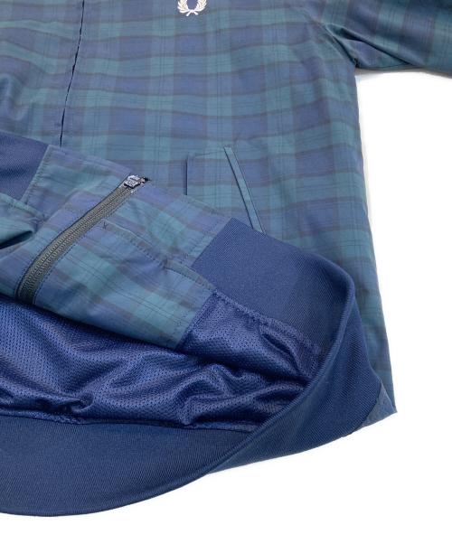 FRED PERRY（フレッドペリー）FRED PERRY (フレッドペリー) Logo Embroidery Stretch Swing Top ネイビー×グリーン サイズ:Mの古着・服飾アイテム