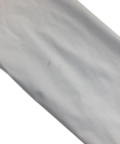 HERNO（ヘルノ）HERNO (ヘルノ) Laminar ボンバージャケット ホワイト サイズ:SIZE 46の古着・服飾アイテム