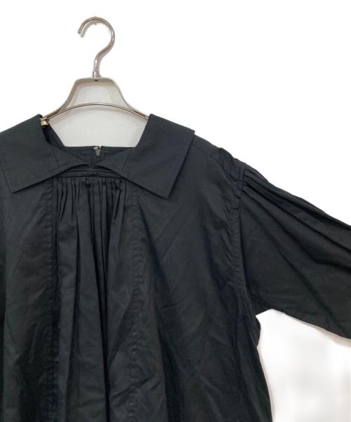 COMME des GARCONS COMME des GARCONS（コムデギャルソン コムデギャルソン）COMME des GARCONS COMME des GARCONS (コムデギャルソン コムデギャルソン) プリーツブラウス ブラック サイズ:Mの古着・服飾アイテム