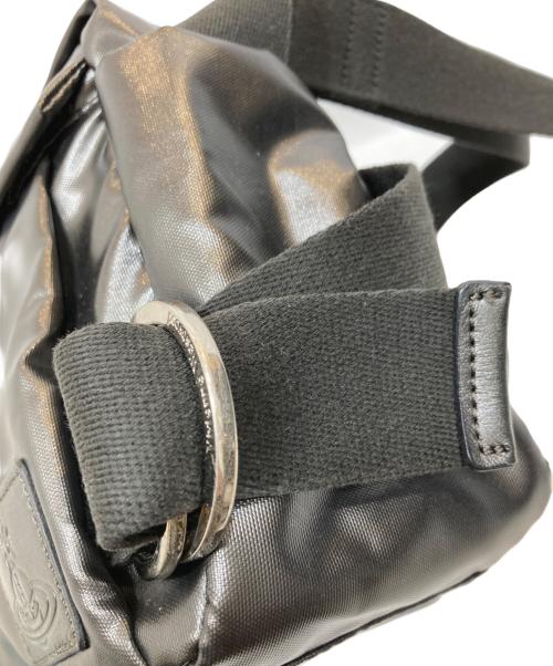 Vivienne Westwood（ヴィヴィアンウエストウッド）Vivienne Westwood (ヴィヴィアンウエストウッド) ショルダーバッグ グレーの古着・服飾アイテム