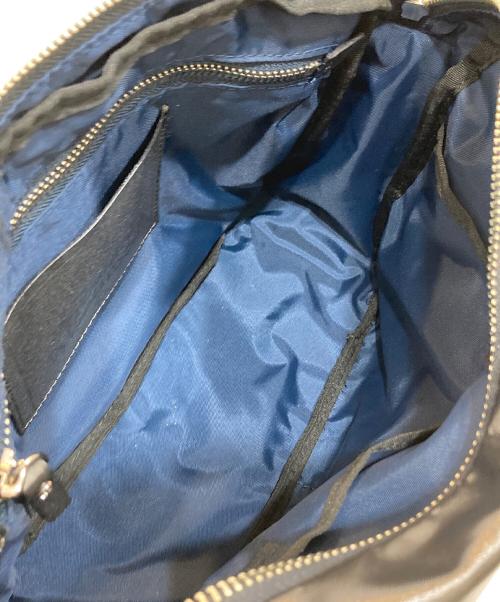 Vivienne Westwood（ヴィヴィアンウエストウッド）Vivienne Westwood (ヴィヴィアンウエストウッド) ショルダーバッグ グレーの古着・服飾アイテム