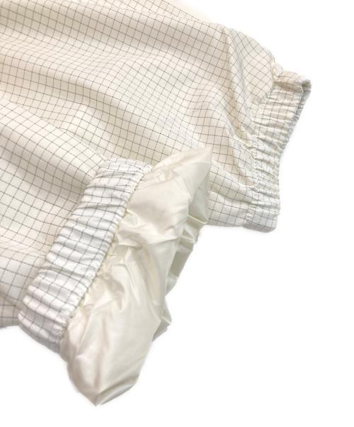 SUPREME（シュプリーム）Supreme (シュプリーム) Reflective Ripstop Anorak ホワイト サイズ:Mの古着・服飾アイテム