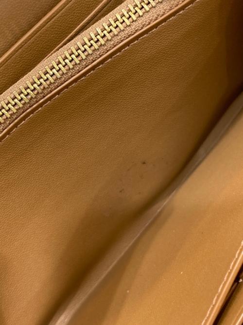 COACH（コーチ）COACH (コーチ) Wallet ラウンドファスナー ベージュの古着・服飾アイテム