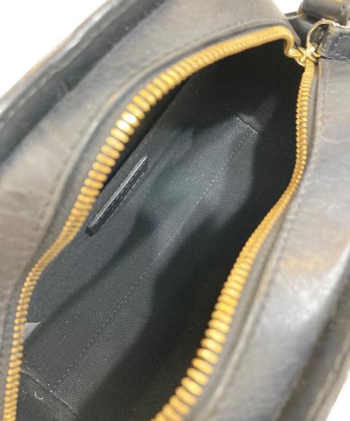 A.P.C.（アーペーセー）A.P.C. (アーペーセー) ハーフムーン ショルダーバッグ ブラックの古着・服飾アイテム