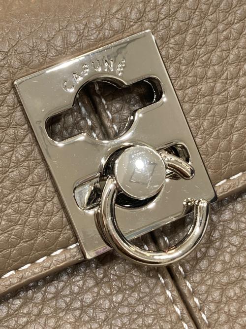 CAFUNE（カフネ）CAFUNE (カフネ) 2WAYショルダーバッグ ベージュの古着・服飾アイテム