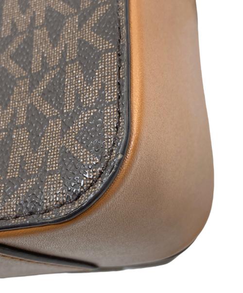 MICHAEL KORS（マイケル・コース）MICHAEL KORS (マイケル・コース) モノグラム ショルダーバッグ ブラウンの古着・服飾アイテム