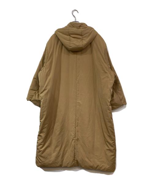 23区（ニジュウサンク）23区 (ニジュウサンク) 中綿ノンステッチロング アウター ベージュ サイズ:SIZE 50の古着・服飾アイテム