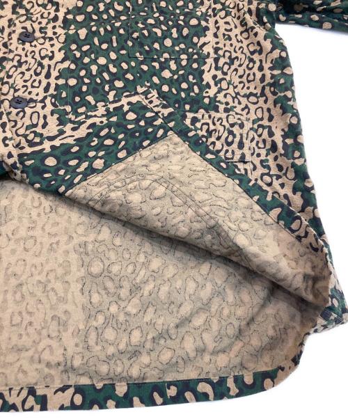 South2 West8（サウスツー ウエストエイト）south2 west8 (サウスツー ウエストエイト) 総柄シャツ グリーン×ベージュ サイズ:XSの古着・服飾アイテム