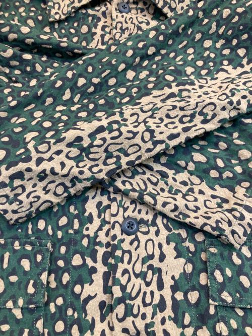 South2 West8（サウスツー ウエストエイト）south2 west8 (サウスツー ウエストエイト) 総柄シャツ グリーン×ベージュ サイズ:XSの古着・服飾アイテム