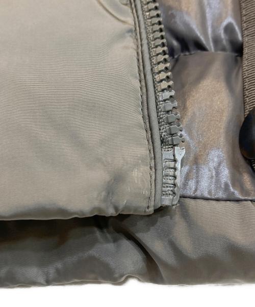 MONCLER（モンクレール）MONCLER (モンクレール) EPINEダウンジャケット グリーン サイズ:SIZE 1の古着・服飾アイテム