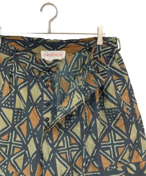 NICENESS（ナイスネス）NICENESS (ナイスネス) 総柄ハーフパンツ カーキ サイズ:Lの古着・服飾アイテム