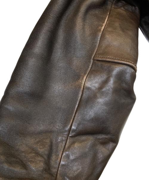AVIREX（アヴィレックス）AVIREX (アヴィレックス) A-2 FLIGHT JACKET ANTIQUE LANB/A-2フライトジャケットアンティークラム ブラウン サイズ:SIZE 40の古着・服飾アイテム