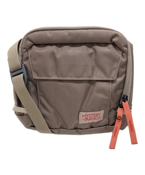 MYSTERY RANCH（ミステリーランチ）MYSTERY RANCH (ミステリーランチ) DISTRICT 4 ショルダーバッグ ベージュの古着・服飾アイテム