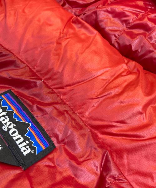 Patagonia（パタゴニア）Patagonia (パタゴニア) フィッツロイダウンパーカー レッド サイズ:SIZE Lの古着・服飾アイテム
